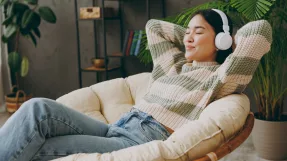  The Psychology of Sound: How Music and Ambient Noise Influence Your Emotions