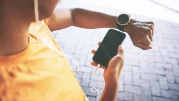Hooked on Your Heart Rate? Understanding Health Anxiety in the Age of Wearables